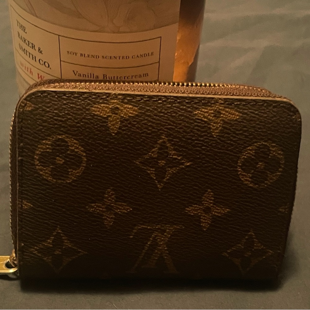 Louis Vuitton made in France Zippy Zip Coin Purse/Credit Card Holder